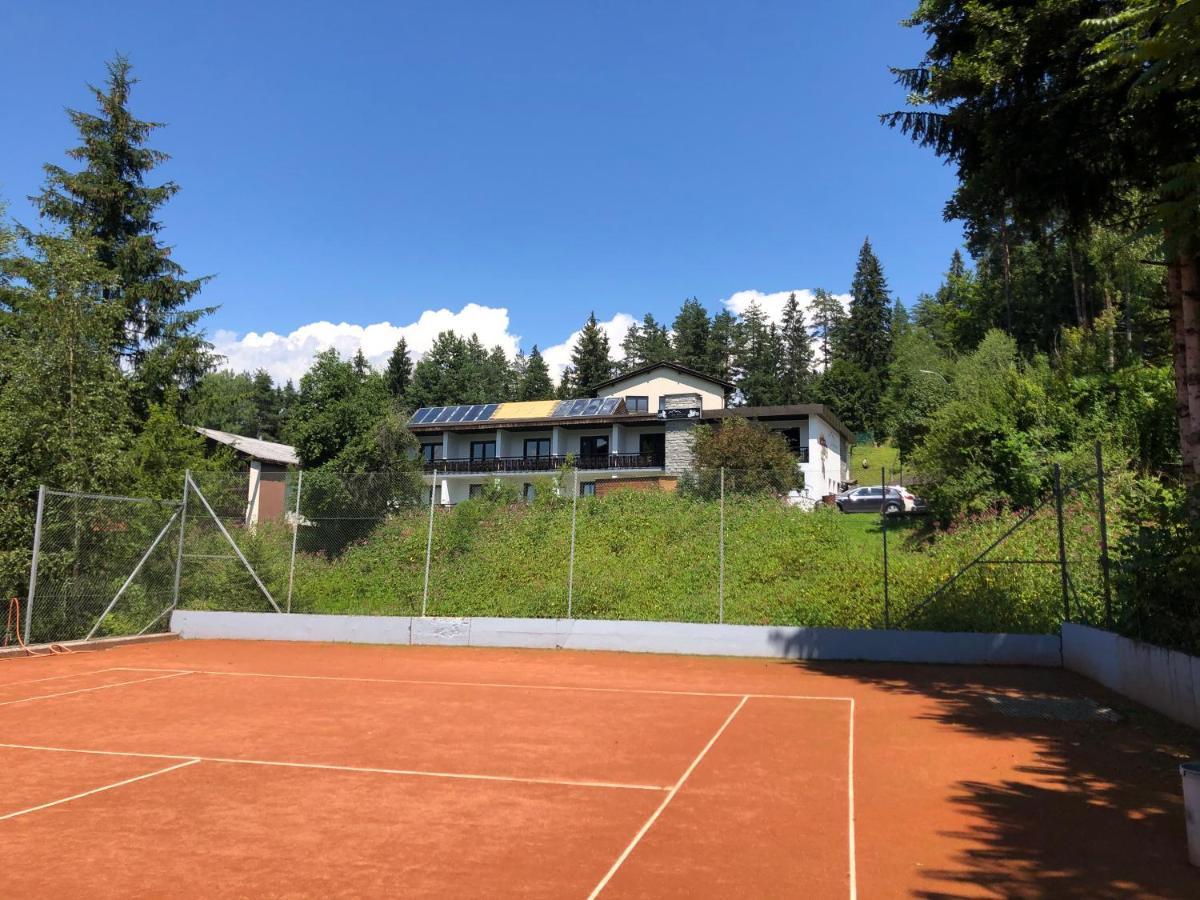 La Irmania Pension Ledenitzen Extérieur photo