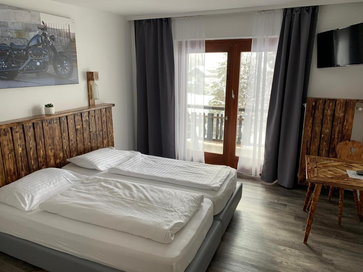 La Irmania Pension Ledenitzen Extérieur photo