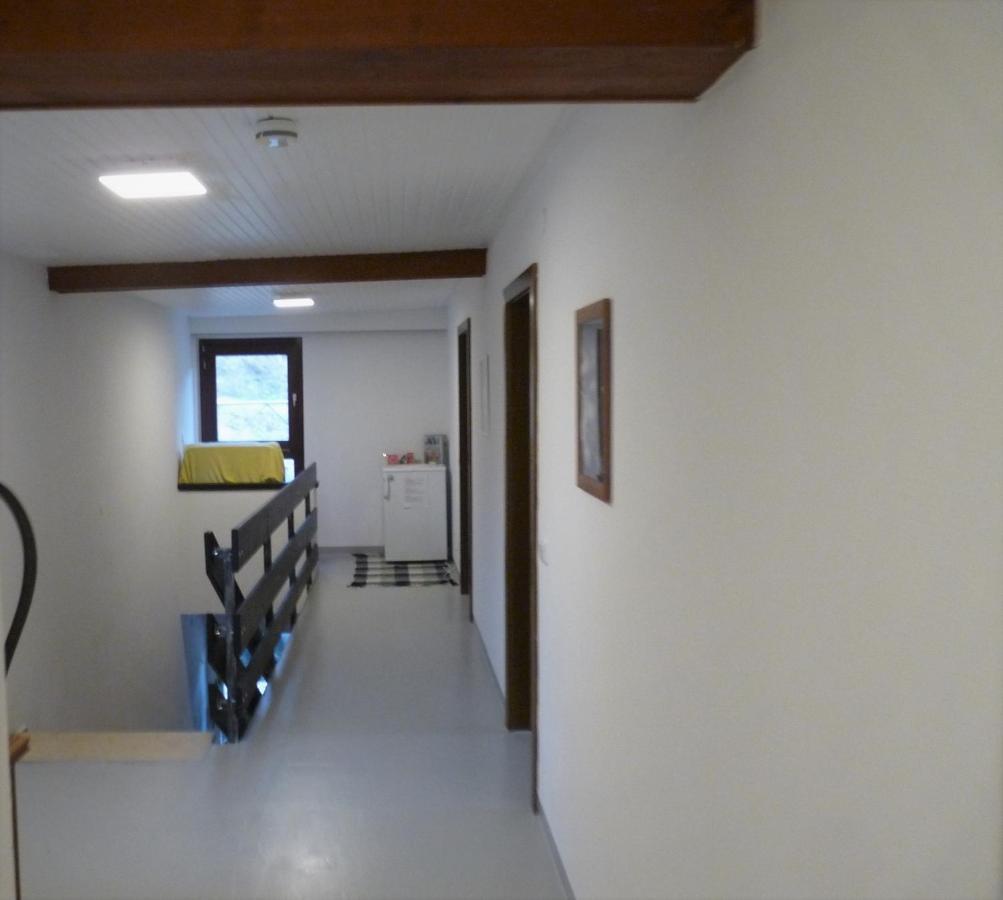 La Irmania Pension Ledenitzen Extérieur photo