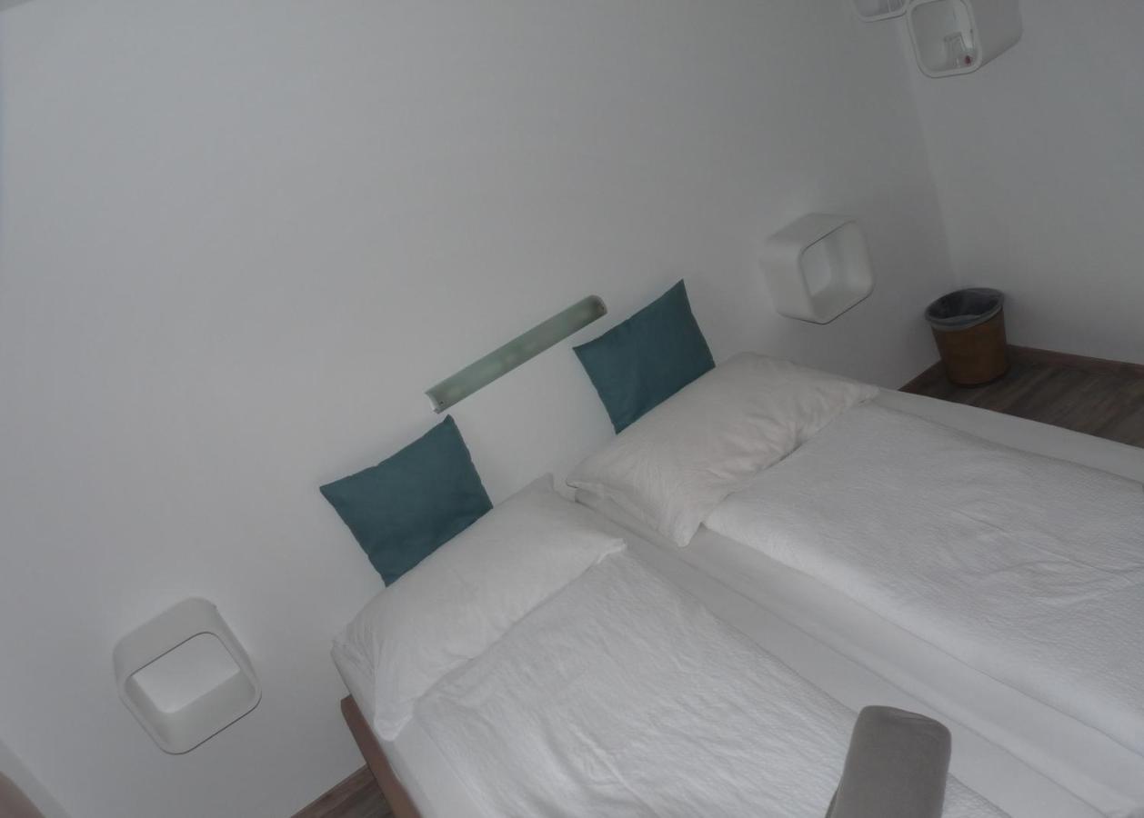 La Irmania Pension Ledenitzen Extérieur photo